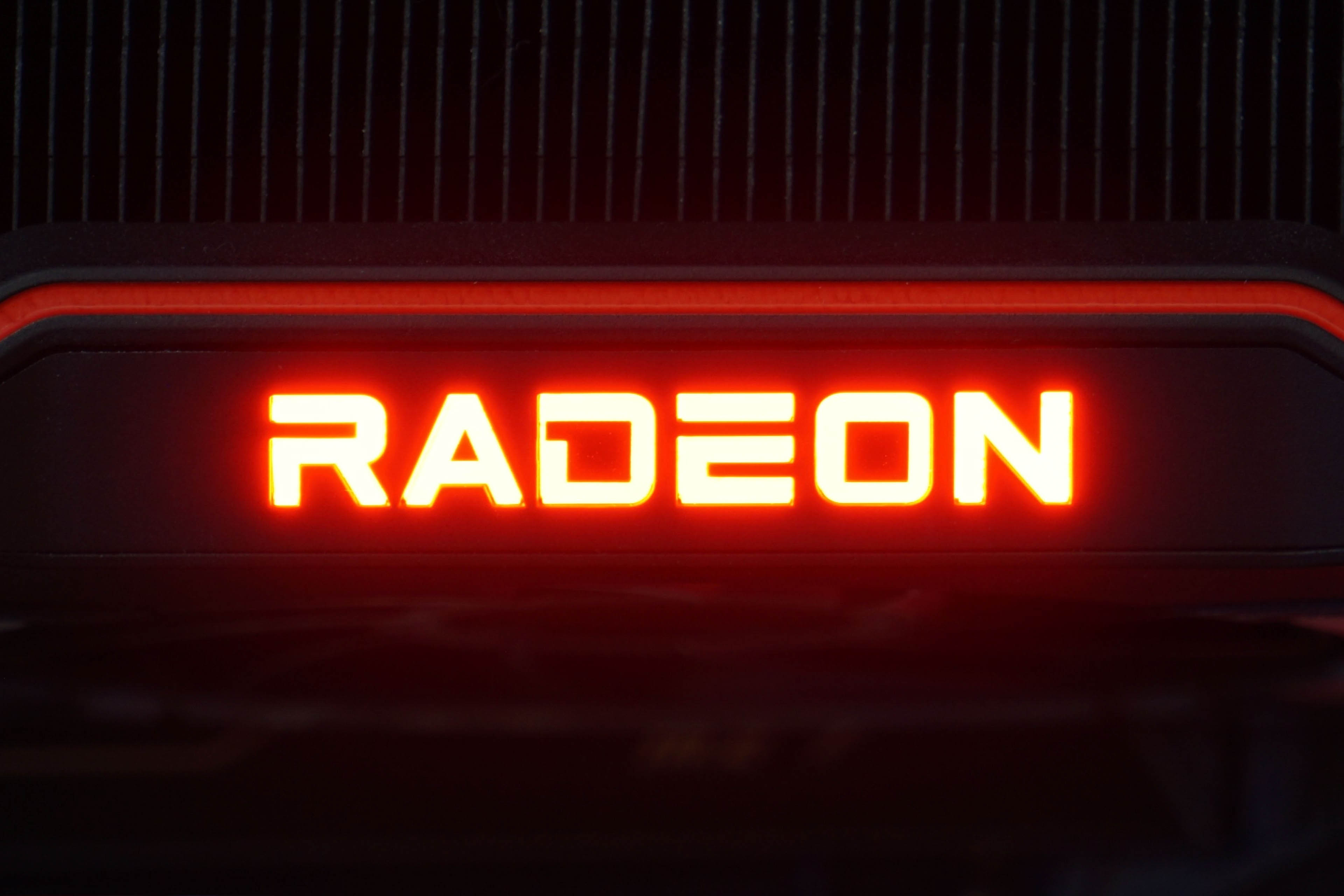 AMD Radeon RX 6800 XT GPU Review: Gaming, Thermals, Noise, & Smart Access  Memory Benchmarks 