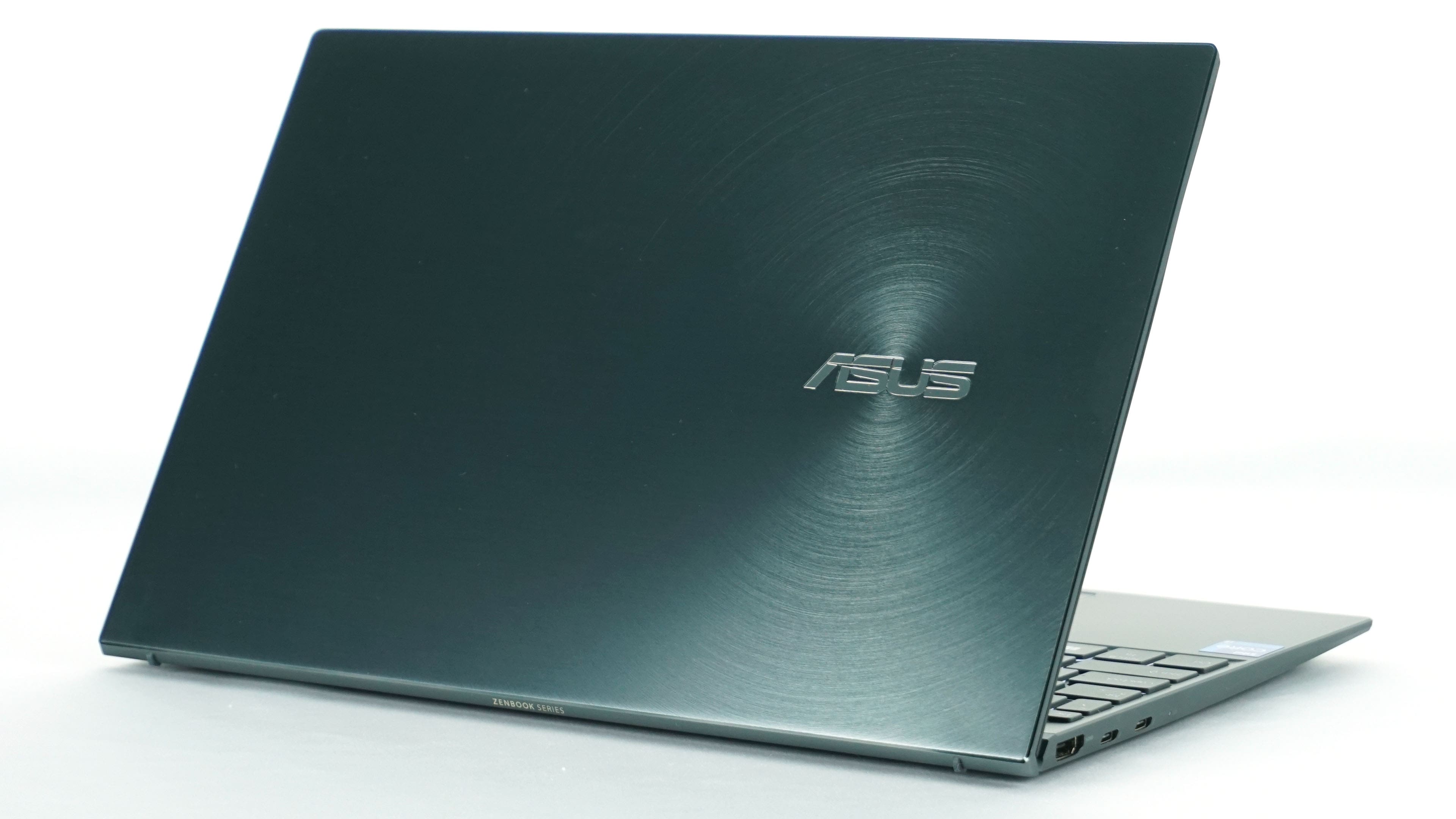 Asus ZenBook 13 UX325E – Tiger with a smaller body - HWCooling.net