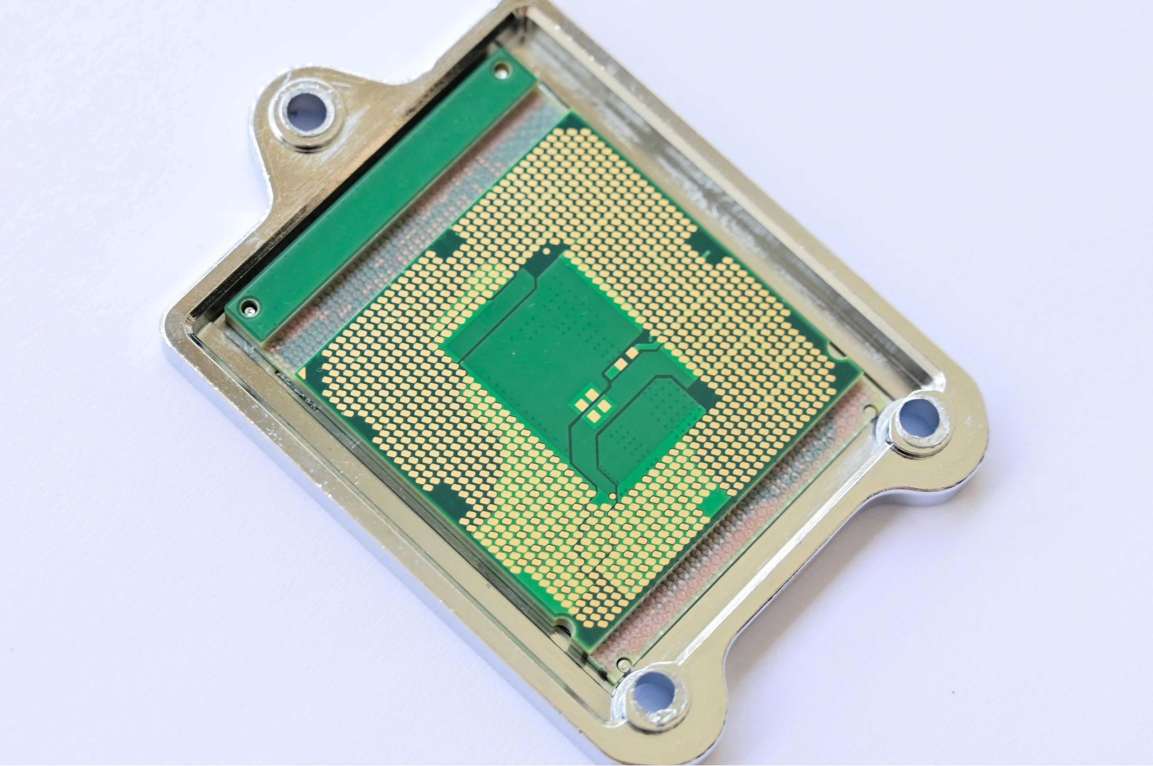 commit cell interface Recycling in China: laptop CPUs turned into LGA 1151 upgrades -  HWCooling.net