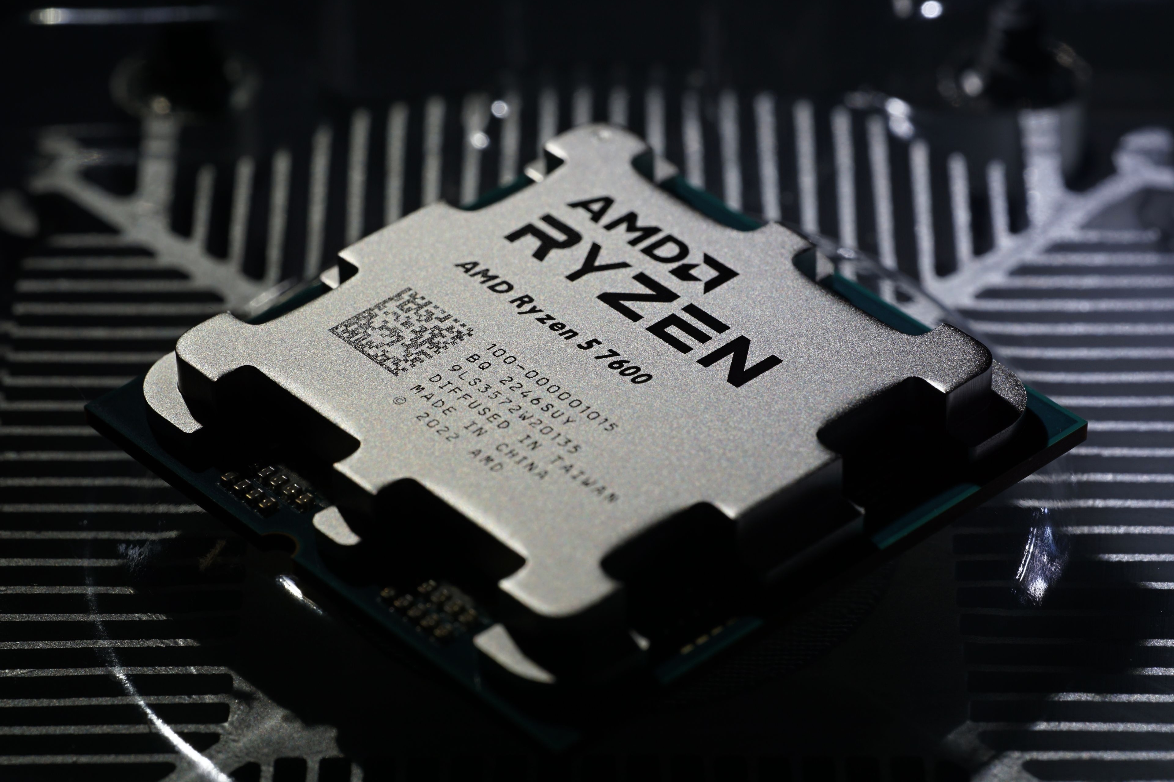 Ryzen 5 7600: Raphael in AMD's most popular series scores again