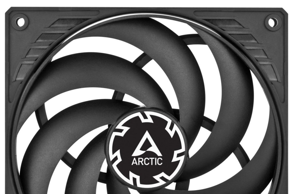 Arctic tweaked the P14 Slim PWM PST fan, but didn't mention it 